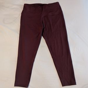 Maroon workout capri